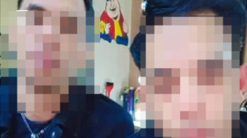 فتيات يتهمن جروب 